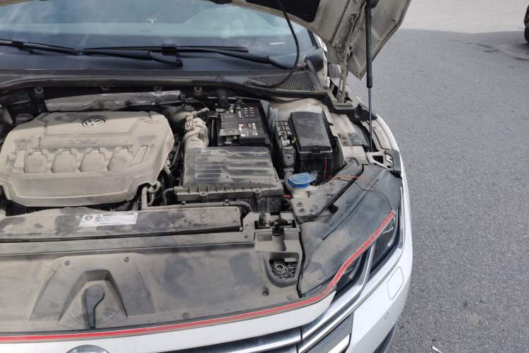 Used Volkswagen CC 2020 330TSI Glamour Edition China VI Standard Engine Bay Left
