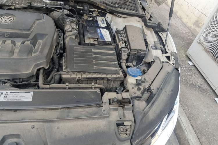 Used Volkswagen CC 2020 330TSI Glamour Edition China VI Standard Engine Bay Left