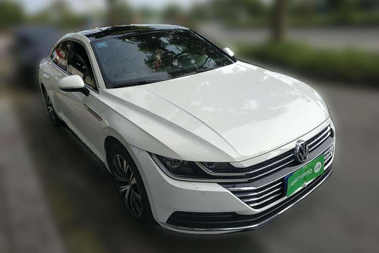 Used Volkswagen CC 2020 330TSI Glamour Edition China VI Standard Front Right 45 Deg