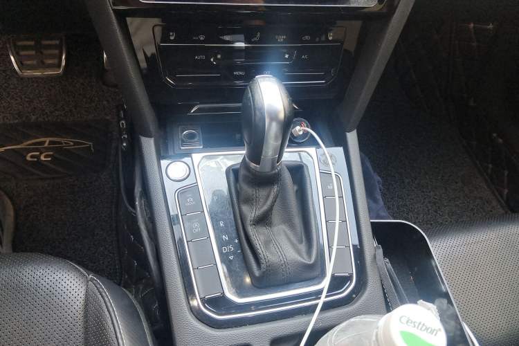 Used Volkswagen CC 2020 330TSI Glamour Edition China VI Standard Gear Lever