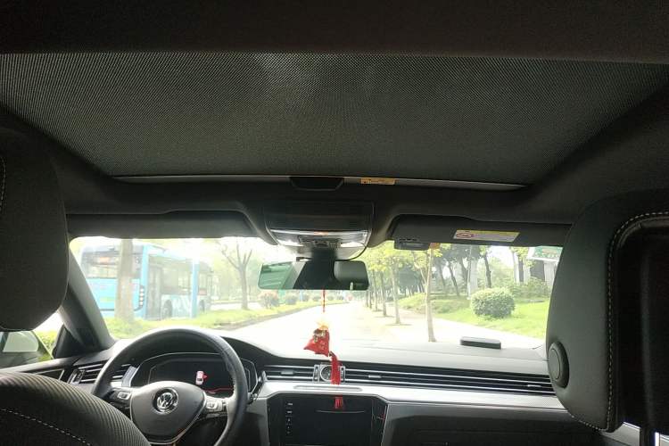 Used Volkswagen CC 2020 330TSI Glamour Edition China VI Standard Headliner