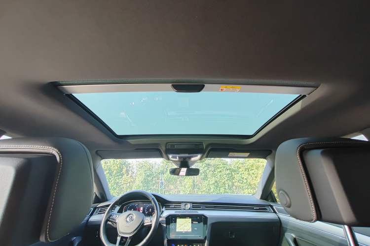 Used Volkswagen CC 2020 330TSI Glamour Edition China VI Standard Headliner