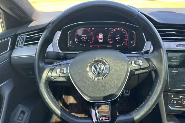 Used Volkswagen CC 2020 330TSI Glamour Edition China VI Standard Interior 2