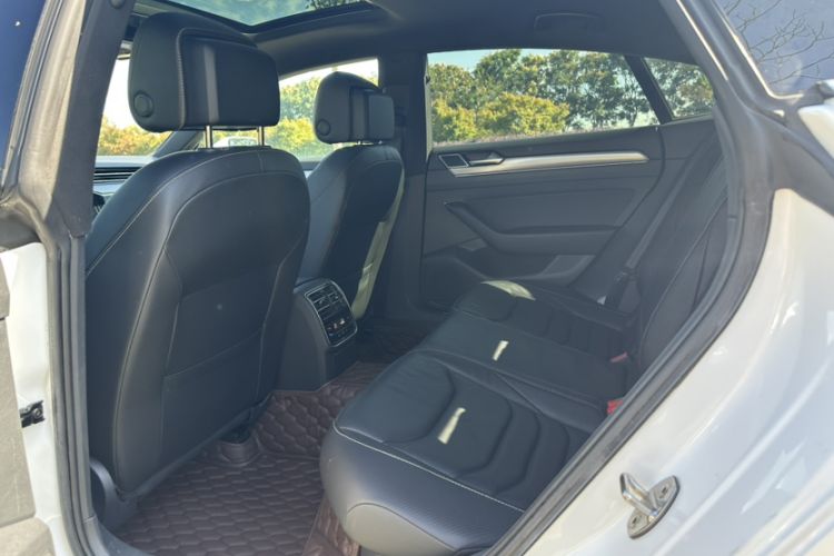 Used Volkswagen CC 2020 330TSI Glamour Edition China VI Standard Interior 6