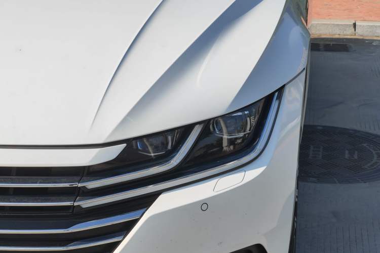 Used Volkswagen CC 2020 330TSI Glamour Edition China VI Standard Left Front Headlight