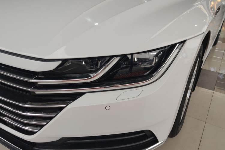 Used Volkswagen CC 2020 330TSI Glamour Edition China VI Standard Left Front Headlight