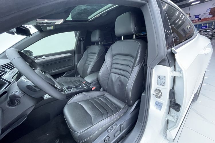 Used Volkswagen CC 2020 330TSI Glamour Edition China VI Standard Left Front Seat