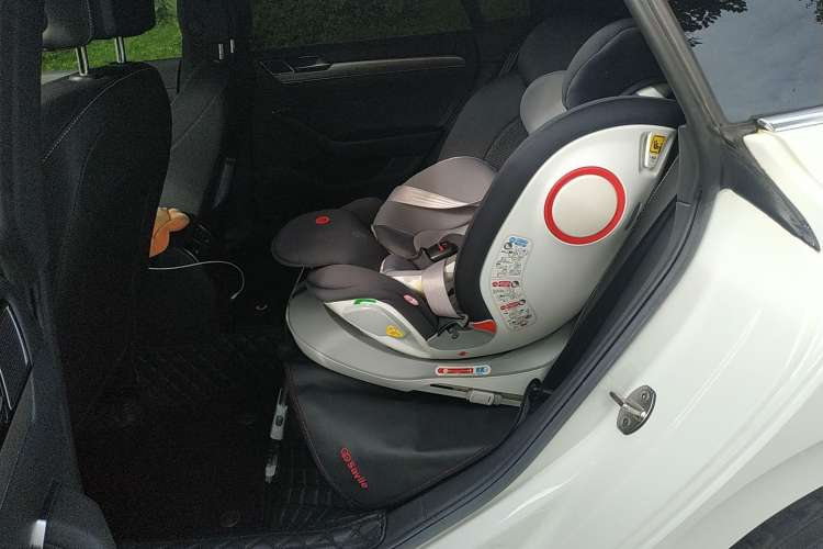 Used Volkswagen CC 2020 330TSI Glamour Edition China VI Standard Left Rear Seat