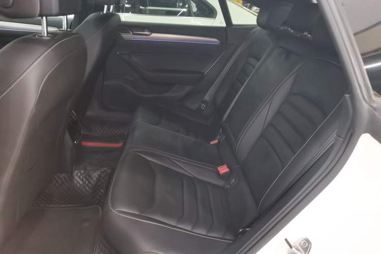 Used Volkswagen CC 2020 330TSI Glamour Edition China VI Standard Left Rear Seat