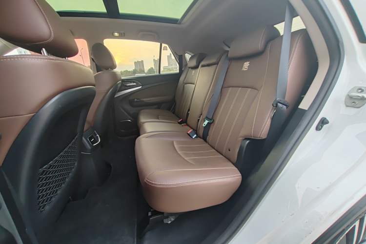 Used Volkswagen CC 2020 330TSI Glamour Edition China VI Standard Left Rear Seat