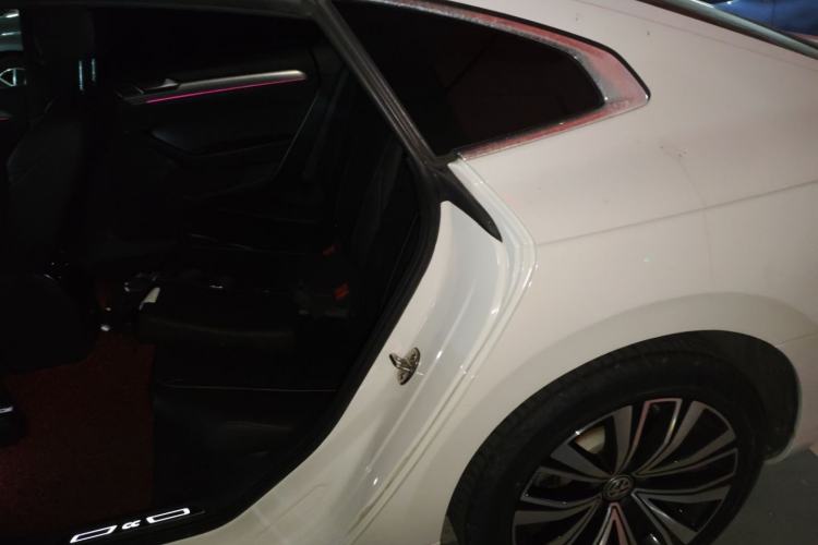 Used Volkswagen CC 2020 330TSI Glamour Edition China VI Standard Left Rear Seat