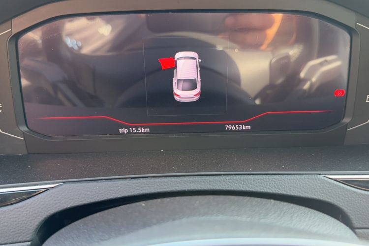 Used Volkswagen CC 2020 330TSI Glamour Edition China VI Standard Odometer Close Up