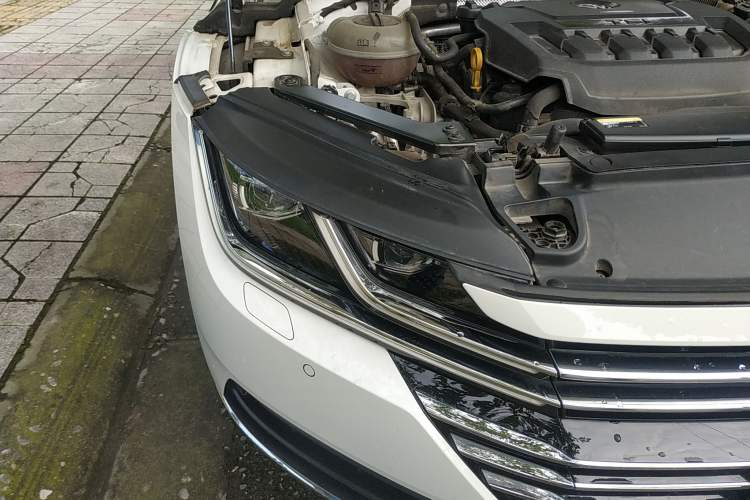 Used Volkswagen CC 2020 330TSI Glamour Edition China VI Standard Right Front Headlight
