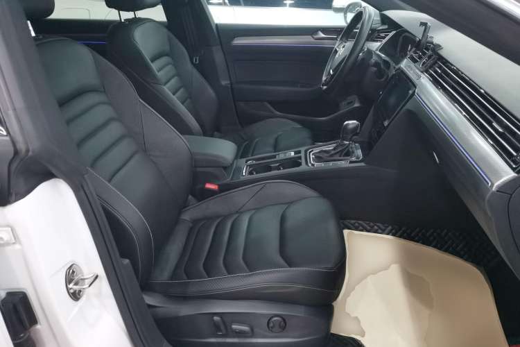 Used Volkswagen CC 2020 330TSI Glamour Edition China VI Standard Right Front Seat