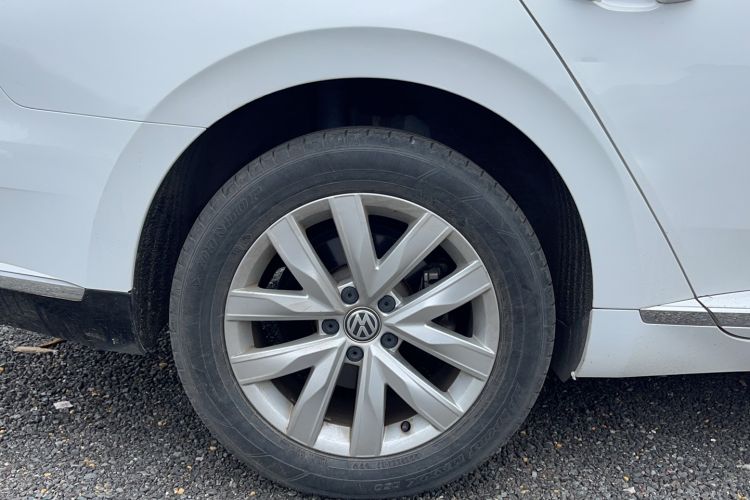 Used Volkswagen CC 2020 330TSI Huayan Edition China VI Standard Right Rear Wheel Hub
