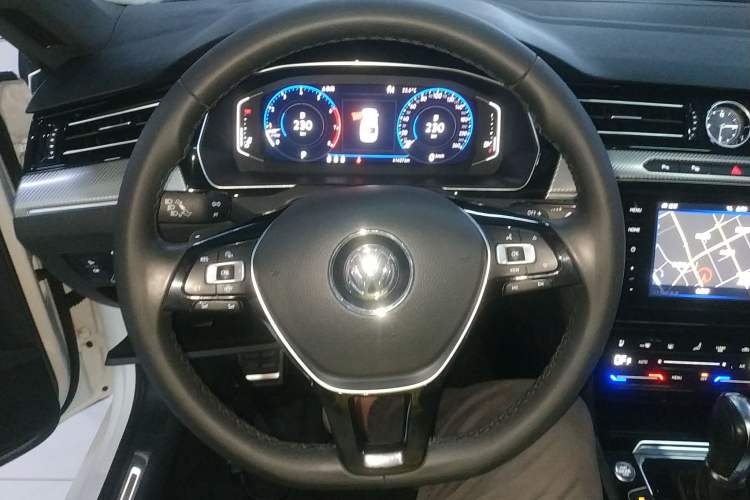 Used Volkswagen CC 2020 330TSI Glamour Edition China VI Standard Steering Wheel