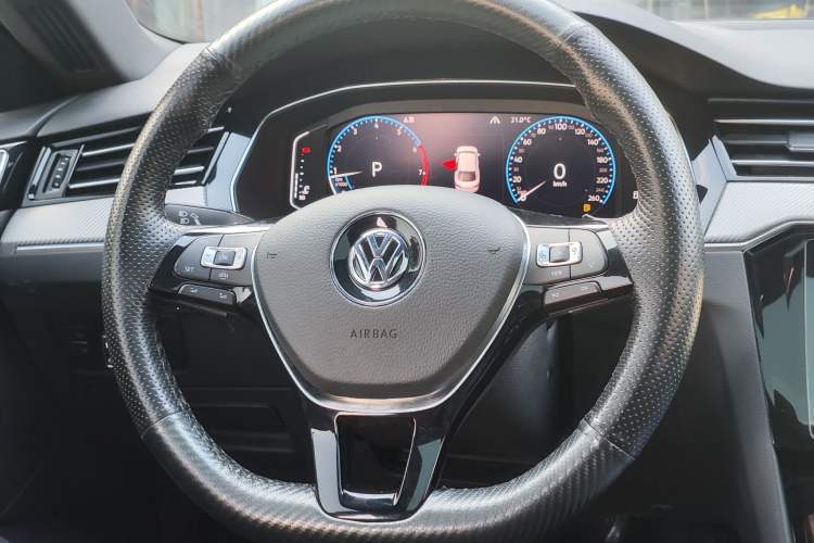 Used Volkswagen CC 2020 330TSI Glamour Edition China VI Standard Steering Wheel