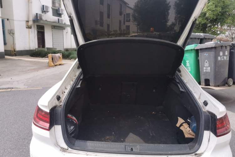 Used Volkswagen CC 2020 330TSI Glamour Edition China VI Standard Trunk