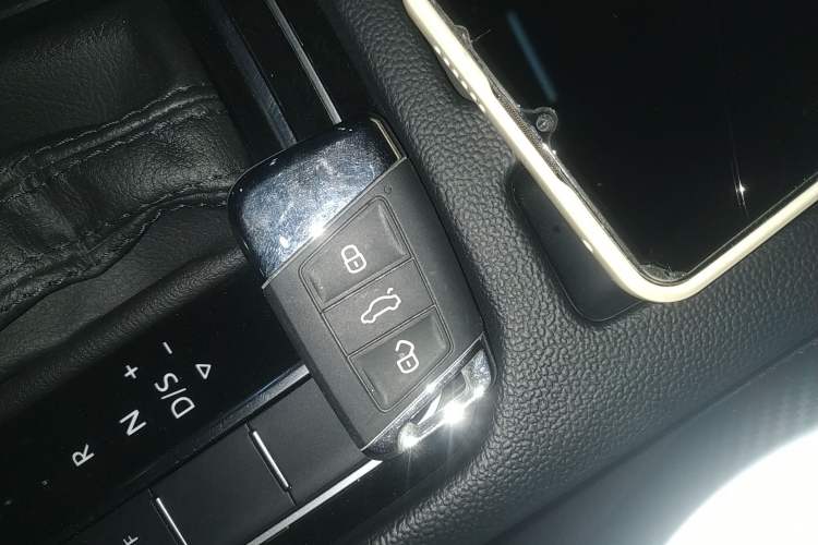 Used Volkswagen CC 2020 330TSI Glamour Edition China VI Standard Vehicle Key
