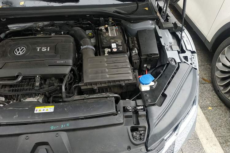 Used Volkswagen CC 2021 380TSI Striking Edition Engine Bay Left