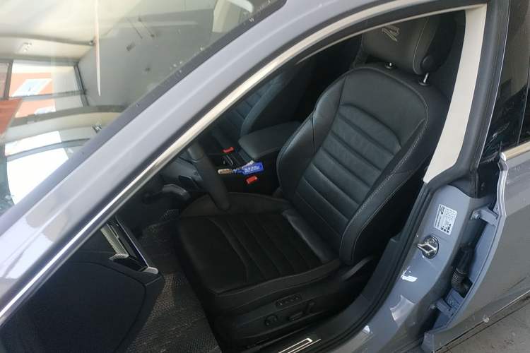Used Volkswagen CC 2021 380TSI Striking Edition Left Front Seat