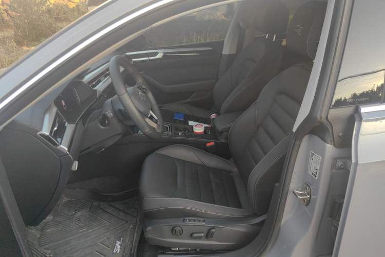 Used Volkswagen CC 2021 380TSI Striking Edition Left Front Seat