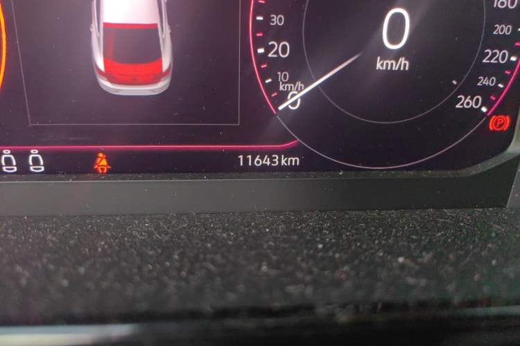Used Volkswagen CC 2021 380TSI Striking Edition Odometer Close Up