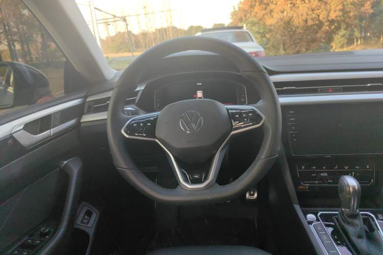 Used Volkswagen CC 2021 380TSI Striking Edition Steering Wheel
