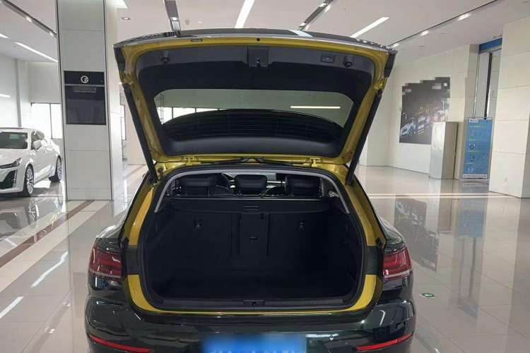 Used Volkswagen CC 2021 Estate Car 380TSI Vizion Edition Trunk