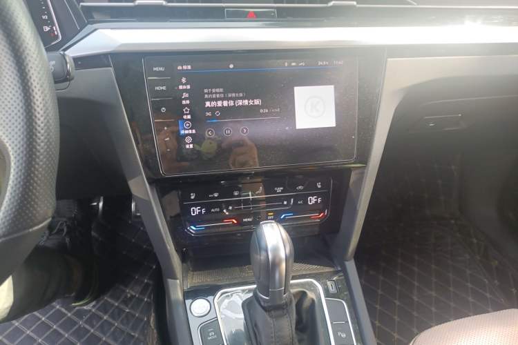 Used Volkswagen CC 2021 380TSI Striking Edition Audio And AC Panel