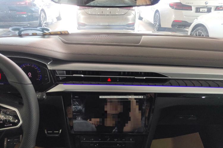 Used Volkswagen CC 2021 380TSI Striking Edition Audio And AC Panel
