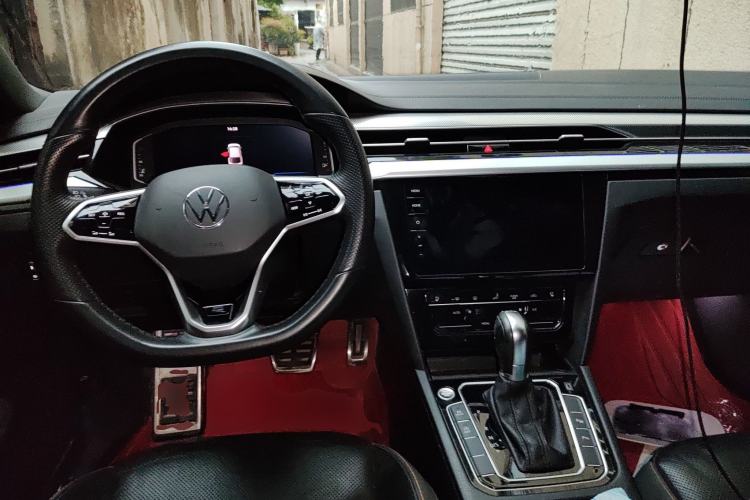 Used Volkswagen CC  Center Console