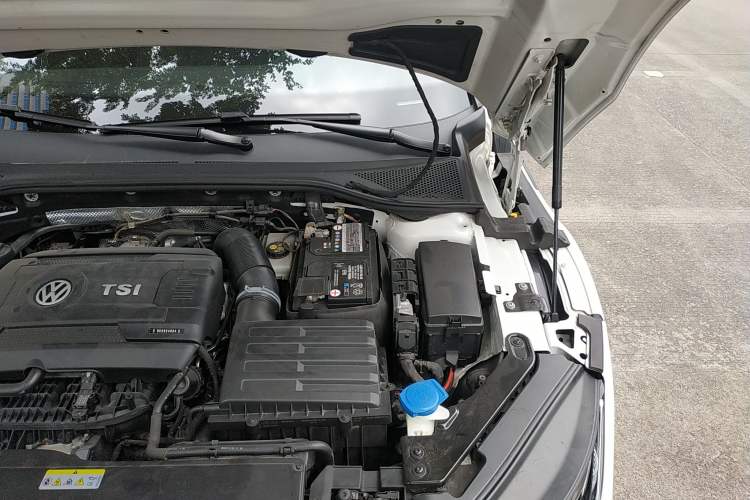 Used Volkswagen CC 2021 380TSI Striking Edition Engine Bay Left