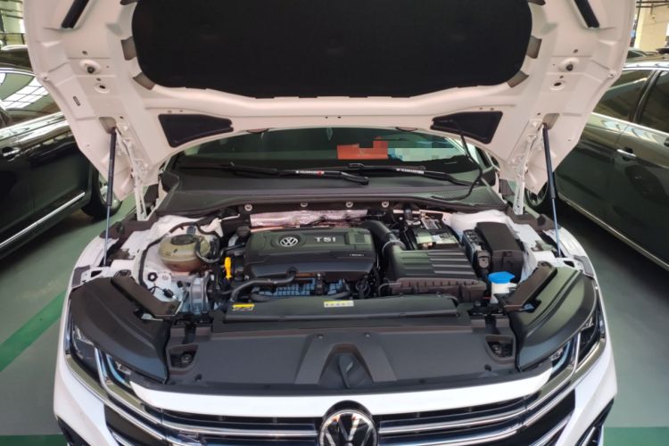 Used Volkswagen CC 2021 380TSI Striking Edition Engine Bay