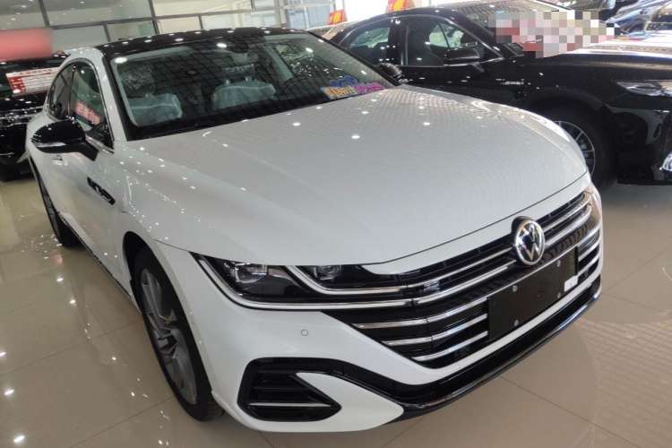 Used Volkswagen CC 2021 380TSI Striking Edition Front Right 45 Deg