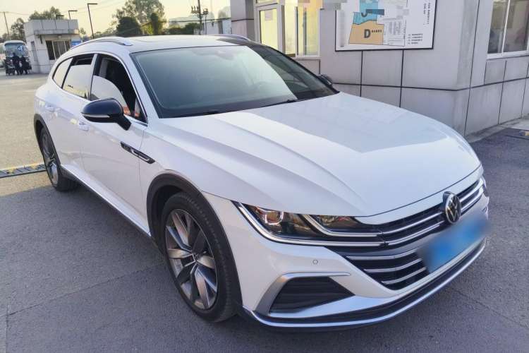Used Volkswagen CC 2021 Estate Car 380TSI Vizion Edition Front Right 45 Deg