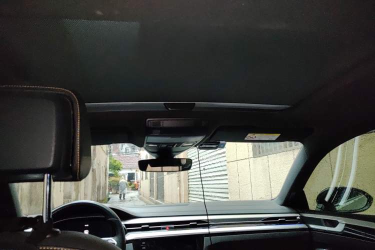 Used Volkswagen CC  Headliner