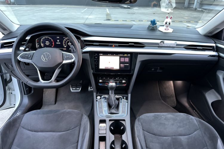 Used Volkswagen CC 2021 Estate Car 330TSI Hunter Vision Edition Interior 1