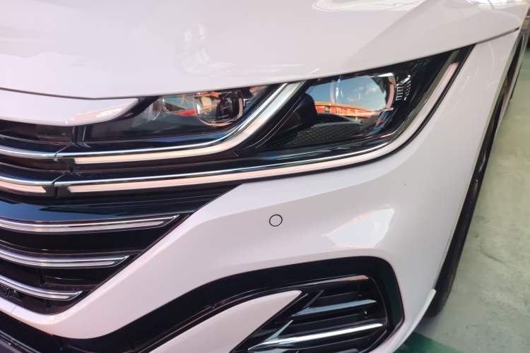 Used Volkswagen CC 2021 380TSI Striking Edition Left Front Headlight