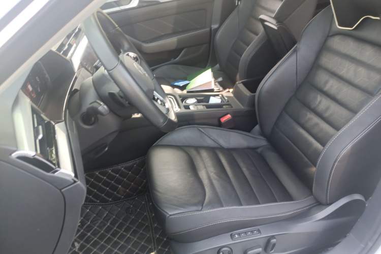 Used Volkswagen CC 2021 380TSI Striking Edition Left Front Seat