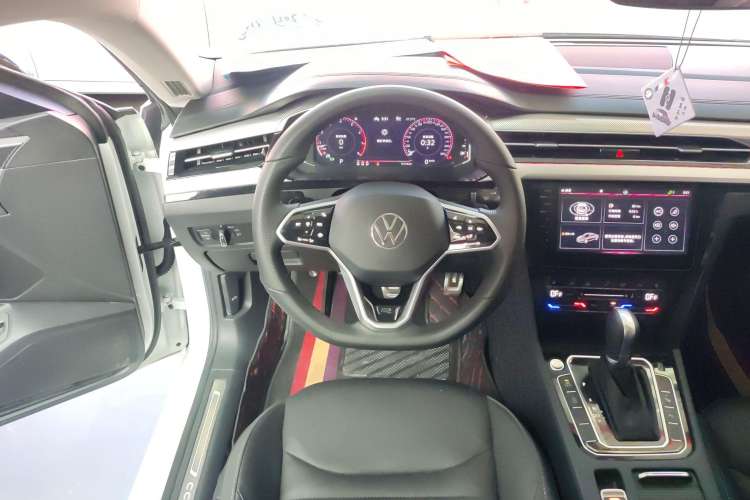 Used Volkswagen CC 2021 380TSI Striking Edition Steering Wheel
