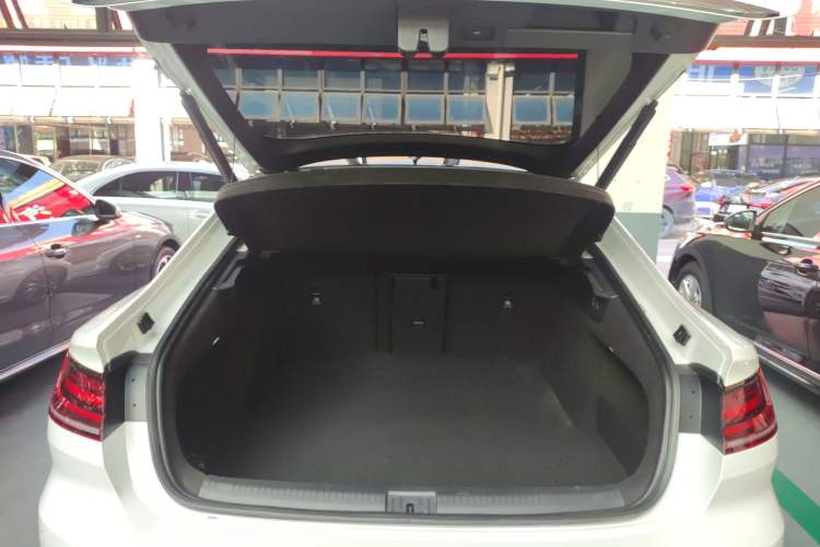 Used Volkswagen CC 2021 380TSI Striking Edition Trunk