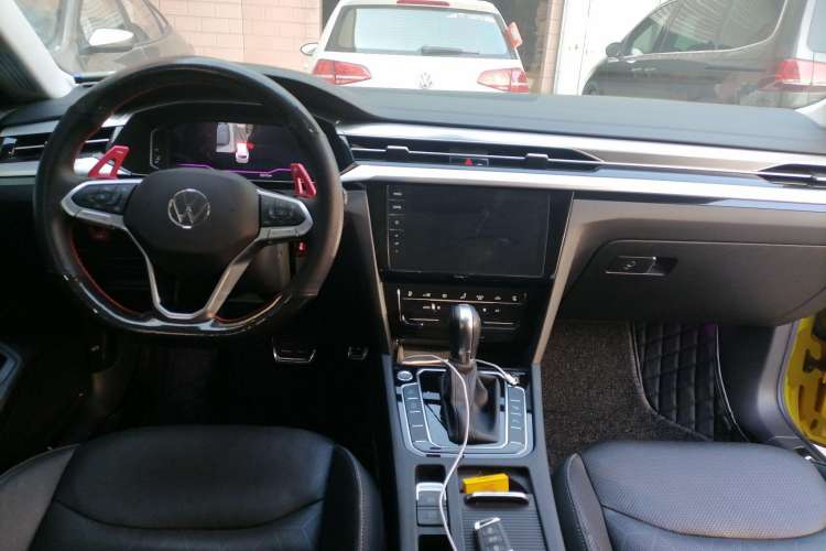 Used Volkswagen CC 2021 Estate Car 380TSI Vizion Edition Center Console