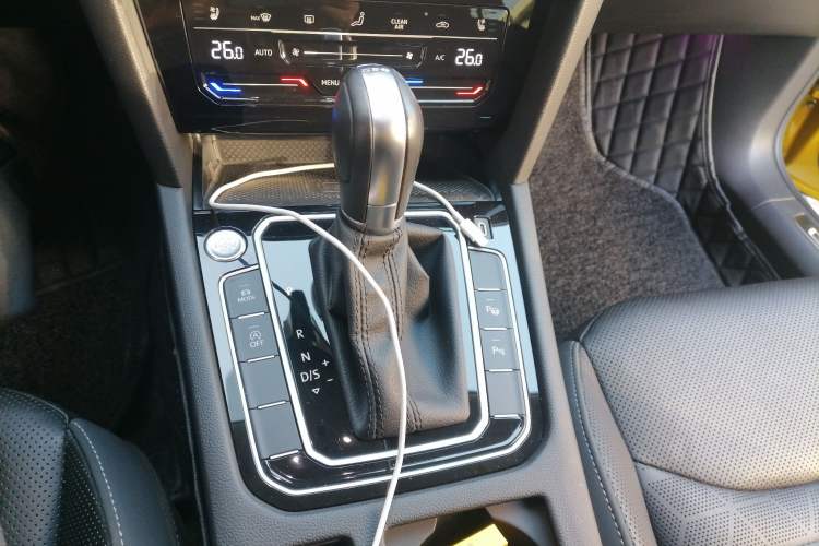 Used Volkswagen CC 2021 Estate Car 380TSI Vizion Edition Gear Lever