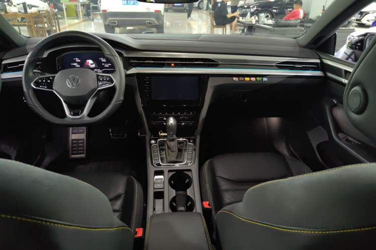 Used Volkswagen CC 2021 380TSI Striking Edition Interior 3