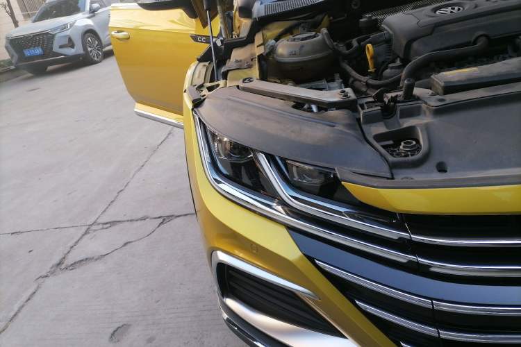 Used Volkswagen CC 2021 Estate Car 380TSI Vizion Edition Right Front Headlight