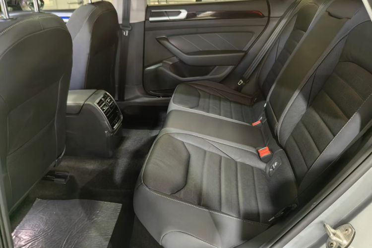Used Volkswagen CC 2023 Hunting Vehicle 380TSI Hunter's Heart Edition Interior 1