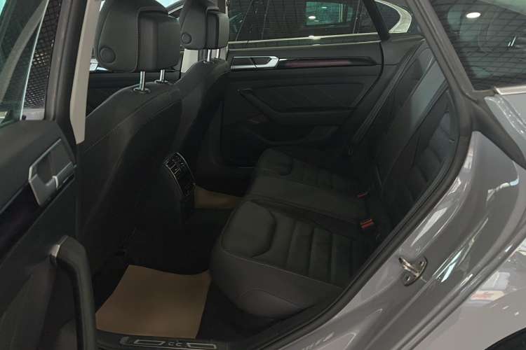 Used Volkswagen CC 2023 380TSI Striking Edition Interior 1