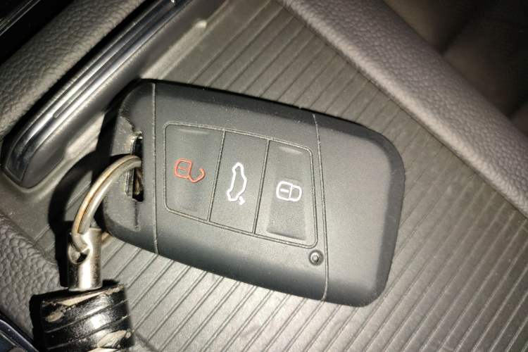 Used Volkswagen CC 2023 380TSI Striking Edition Vehicle Key