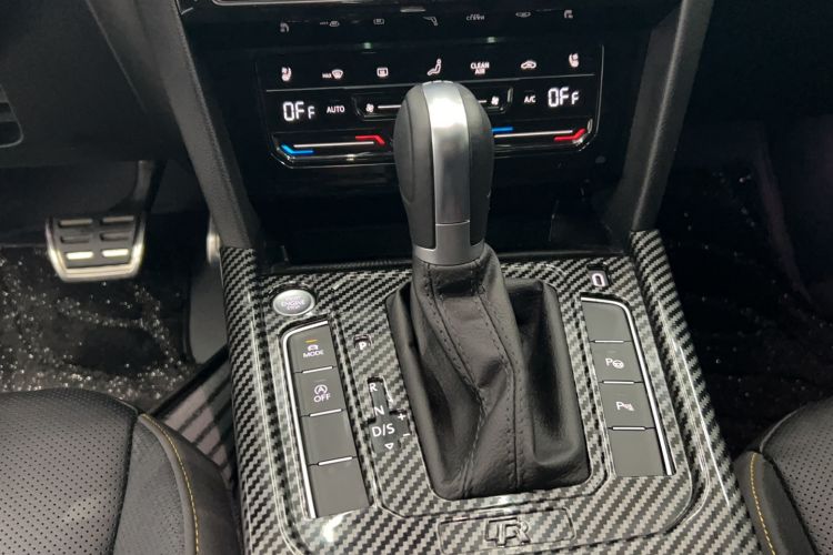 Used Volkswagen CC 2023 380TSI Striking Edition Gear Lever